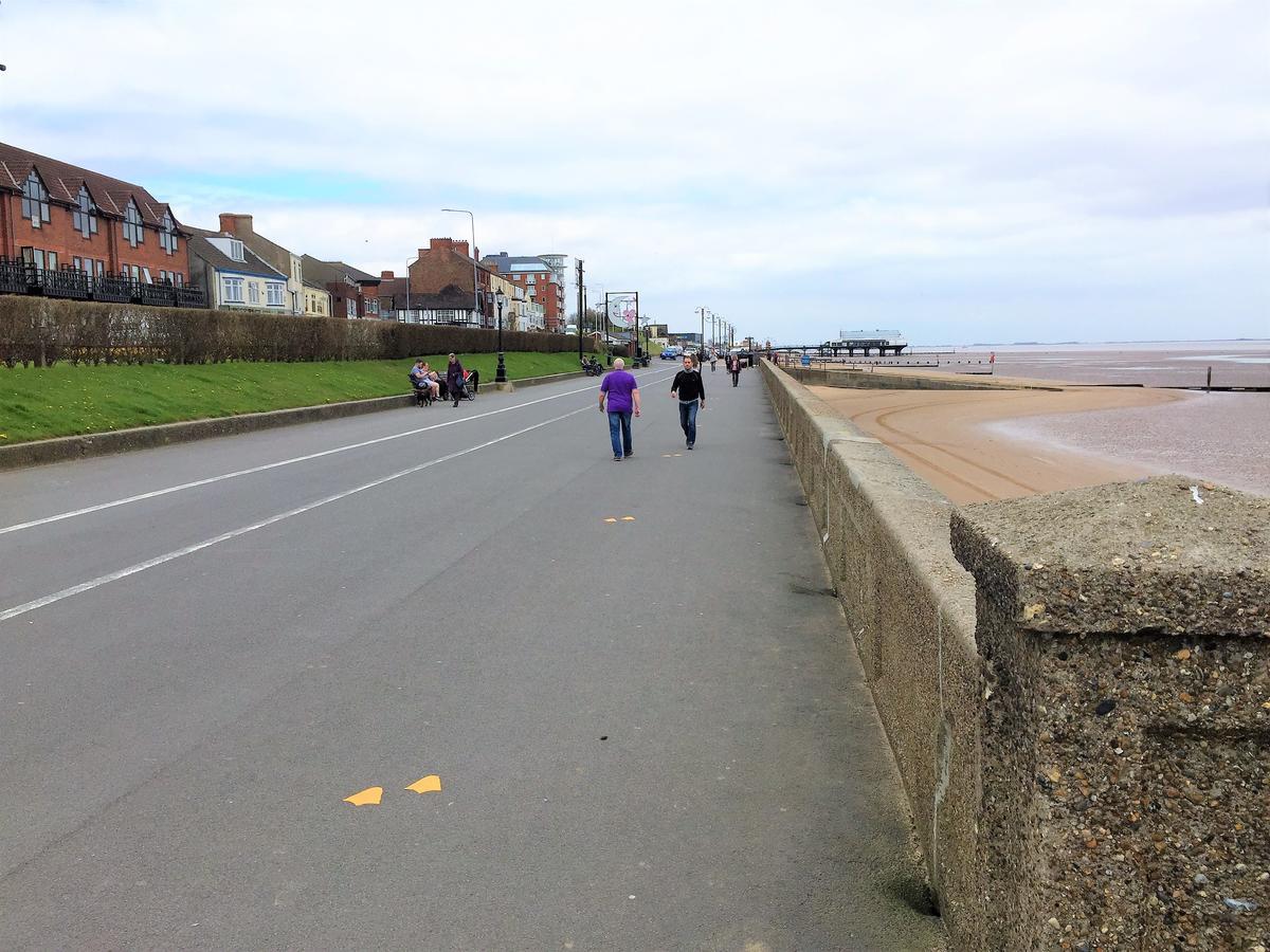Lovely Sea Front House In Cleethorpes - Sleeps 6 Екстер'єр фото